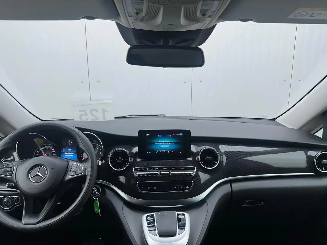 Mercedes-Benz V 220 d LANG 9G-TRONIC PDC NAVI MBUX AHK 7-SITZE 15