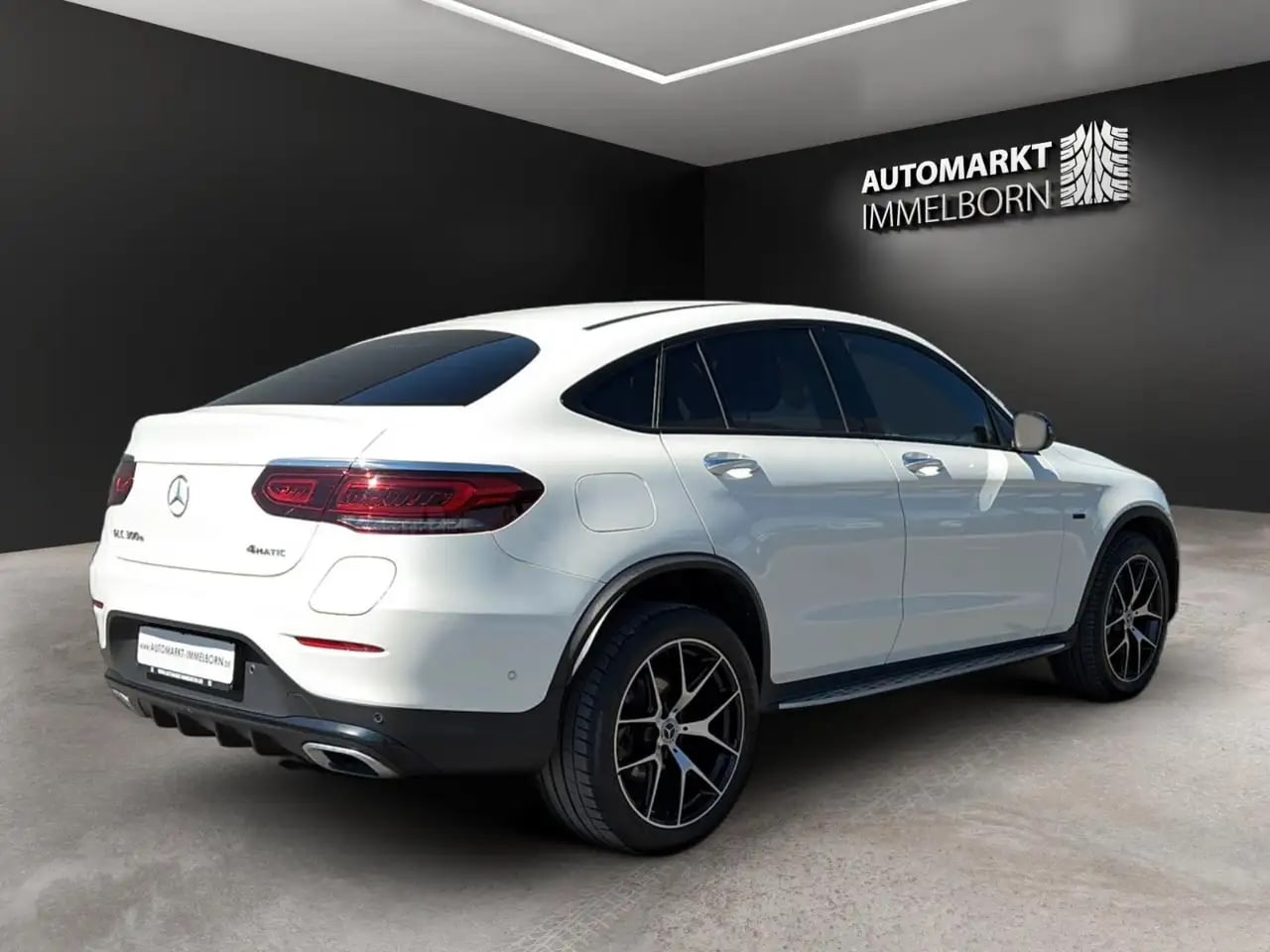 Mercedes-Benz GLC 300 e AMG Coupe 20*HUD*VollLeder*SOH97% 8