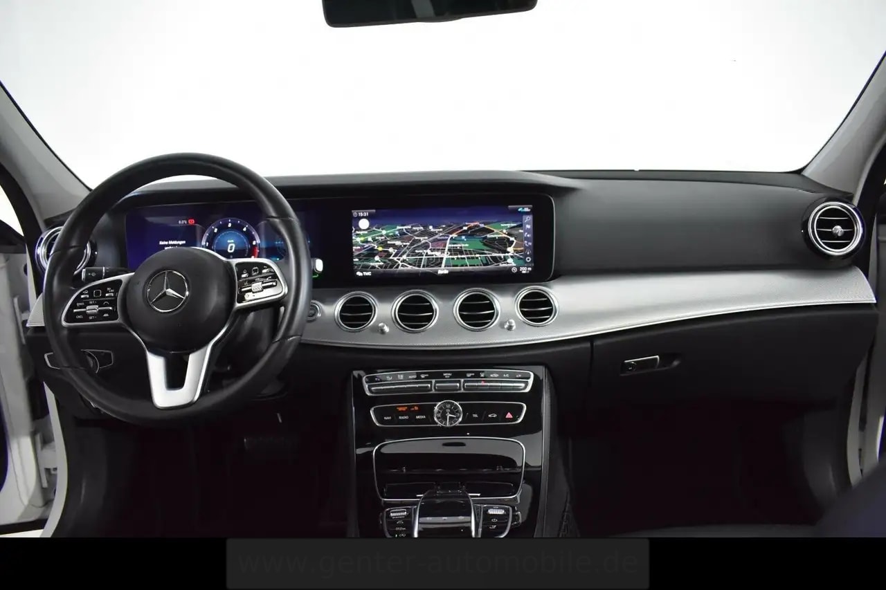 Mercedes-Benz E 400 d T 4M AVANTGARDE COMAND WIDESCREEN LED AHK 14