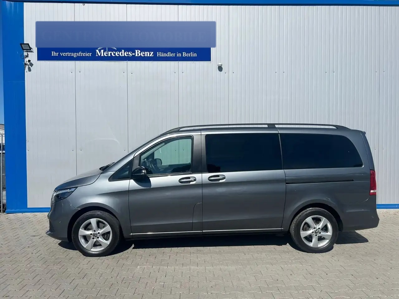 Mercedes-Benz V 300 LANG 4M WEBASTO NAVI MBUX KAMERA 7-SITZER 4