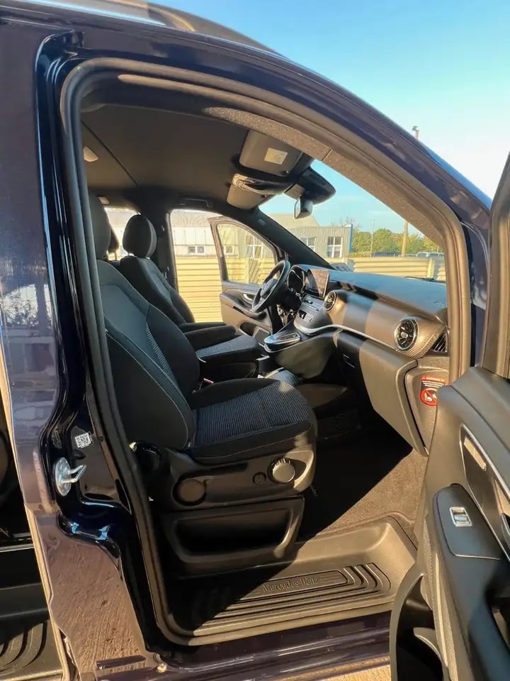 Mercedes-Benz V 300 V300 d LANG AMG-LINE NAVI DISTRONIC LED EL.TÜREN 12