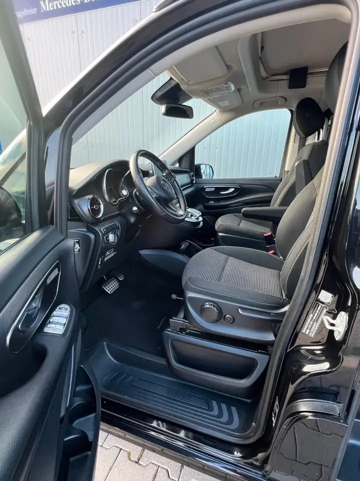 Mercedes-Benz V 300 d LANG MARCO POLO AMG-LINE LED KAMERA AHK 14