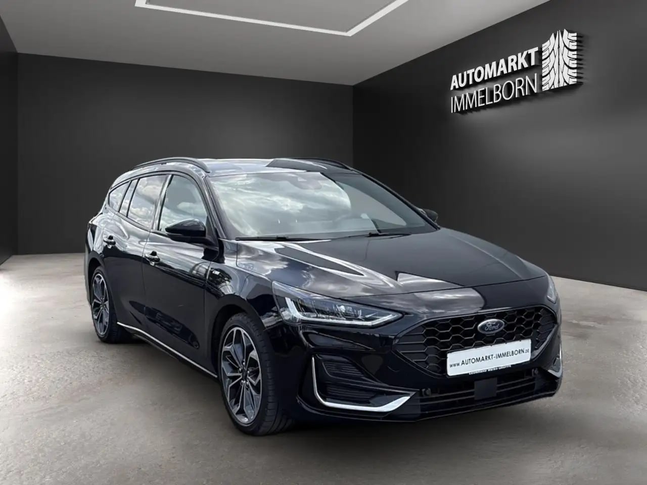 Ford Focus ST-Line Vignale18*AHK*Matrix*B&O*ACC*Leder 2