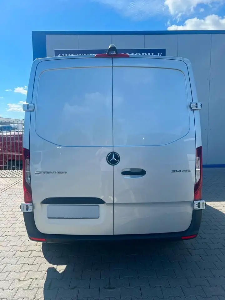 Mercedes-Benz Sprinter 314 AUTOMATIK NAVI TOTWINKEL KAMERA LED 9