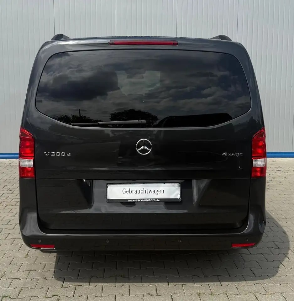 Mercedes-Benz V 300 d LANG 4MATIC NAVI LEDER KAMERA TISCHPAKET 9