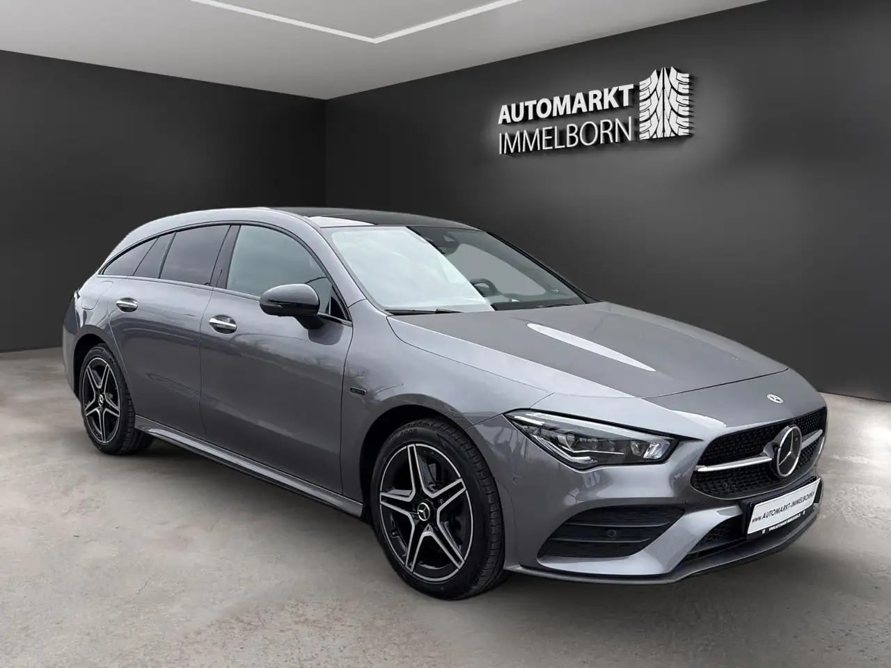Mercedes-Benz CLA 250 AMG Pano*Distro*360*AHK*Burmes*SOH98%