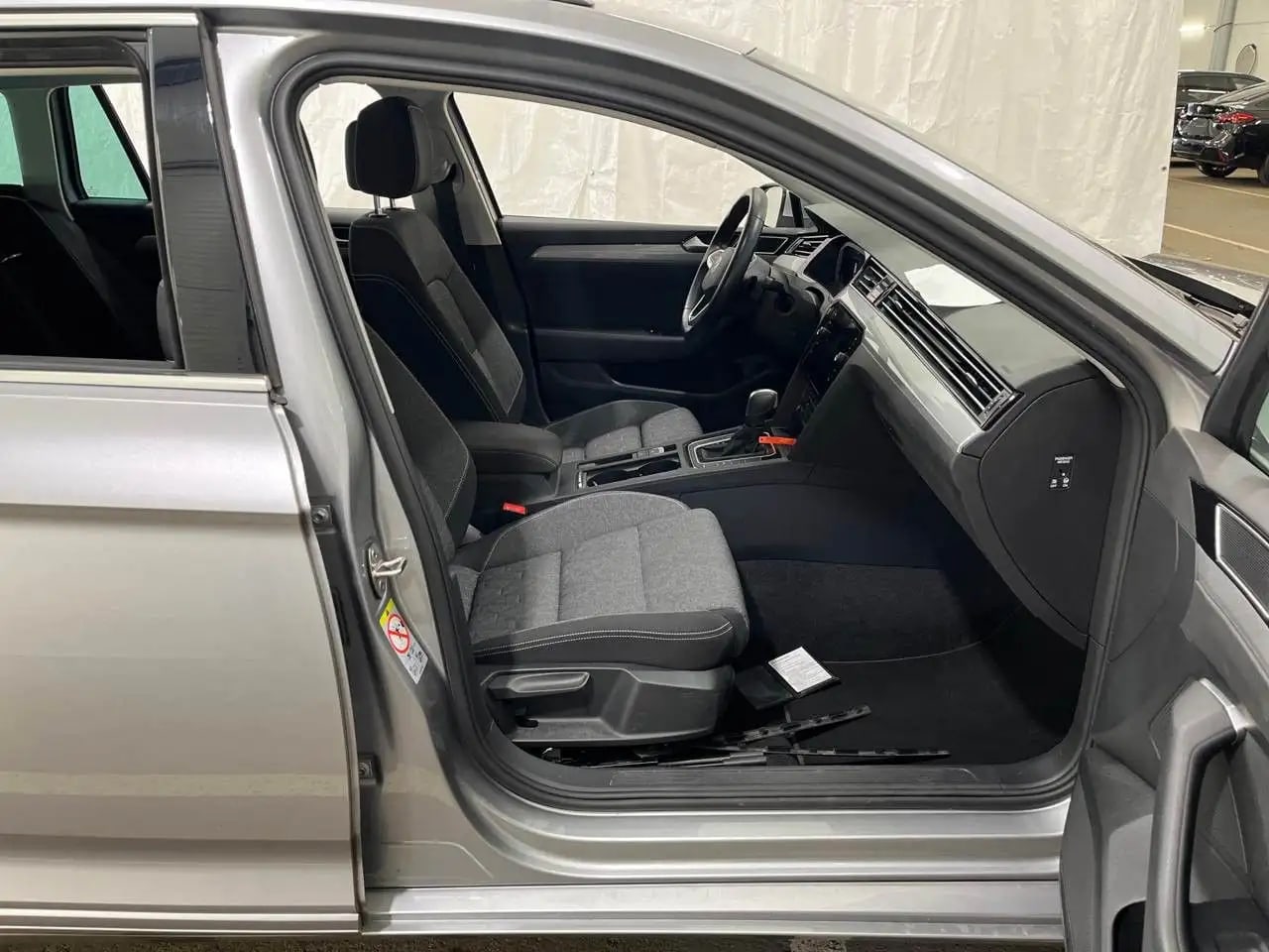 Volkswagen Passat Business Kamera*ACC*Massag**LM*IQLight 7